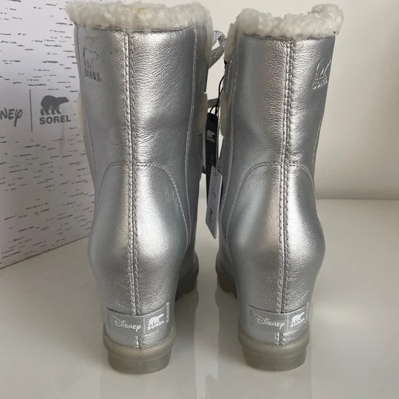 Sorel X Disney Joan of Arctic Wedge Boots Frozen ll Size Women’s 6.5 RARE - Picture 11 of 16